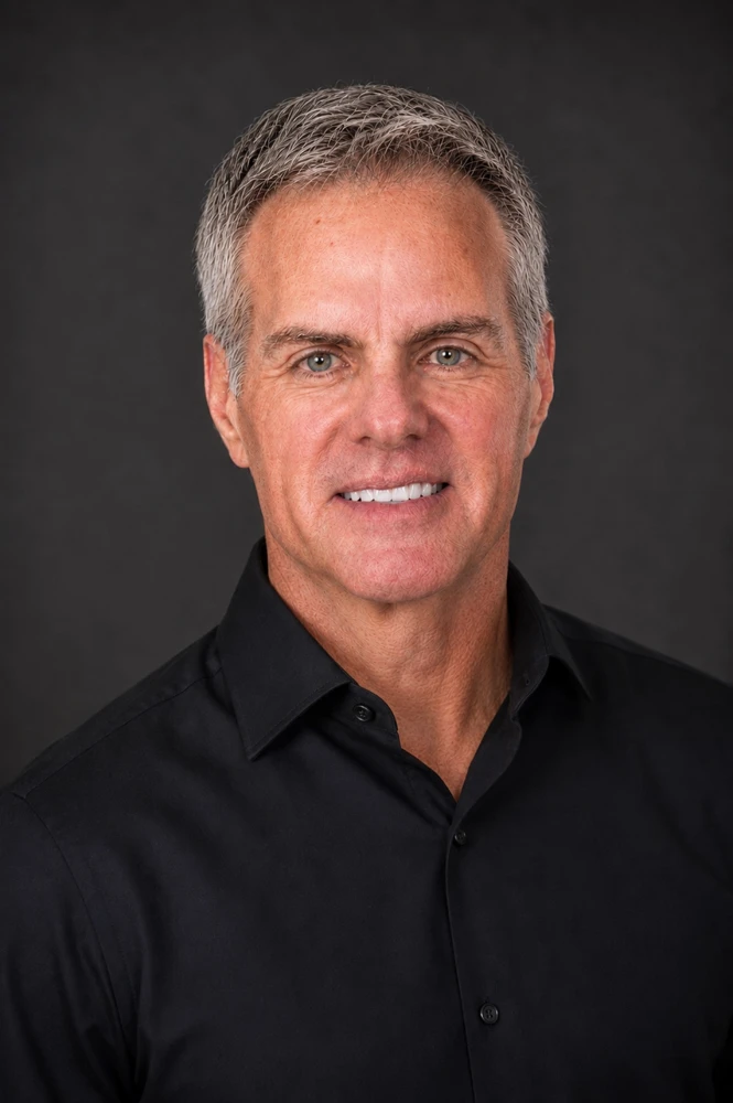 Portrait of David Vannostran